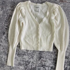 Abercrombie cardigan xs